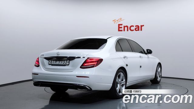Mercedes-Benz E-Class E200 Avantgarde