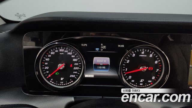 Mercedes-Benz E-Class E200 Avantgarde