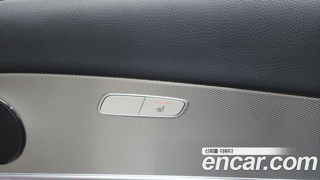 Mercedes-Benz E-Class E200 Avantgarde