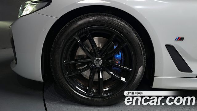 BMW 5-Series 520i M Sport
