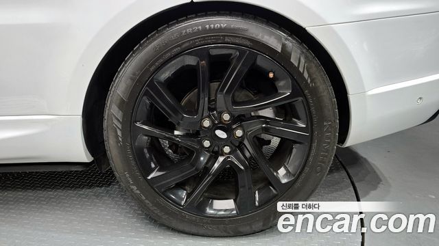 Land Rover Range Rover Sport 3.0 SDV6 HSE Dynamic