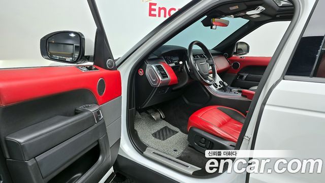 Land Rover Range Rover Sport 3.0 SDV6 HSE Dynamic