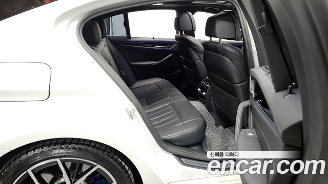 BMW 5-Series 530i M Sport Package