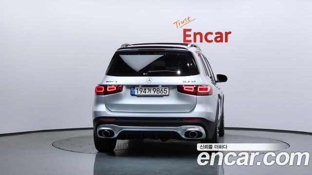 Mercedes-Benz GLB-Class AMG GLB35 4MATIC