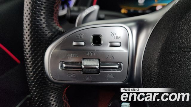 Mercedes-Benz GLB-Class AMG GLB35 4MATIC