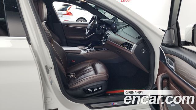 BMW 5-Series 520i M Sport