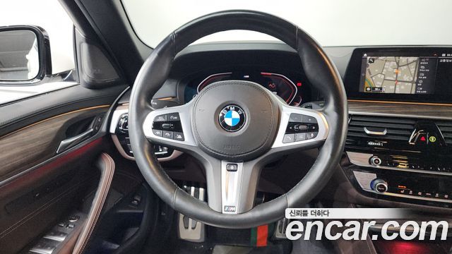 BMW 5-Series 520i M Sport