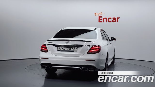 Mercedes-Benz E-Class E220d Avantgarde