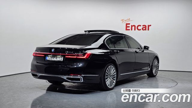 BMW 7-Series 730Ld xDrive Design Pure Excellence