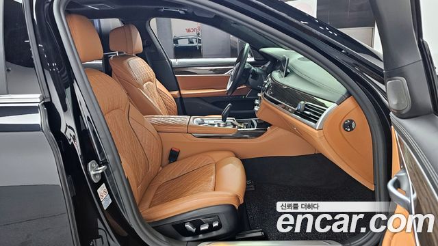 BMW 7-Series 730Ld xDrive Design Pure Excellence