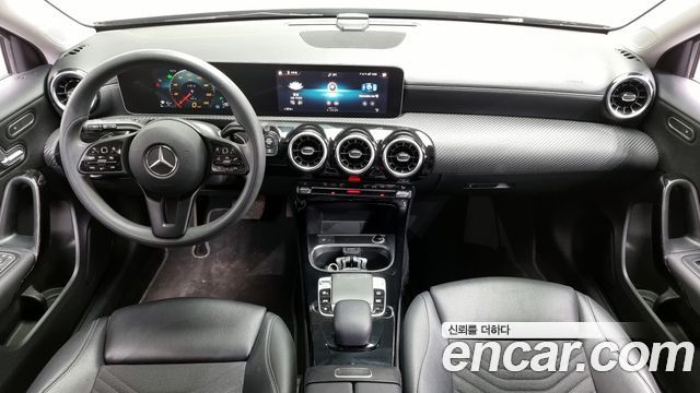 Mercedes-Benz A-Class A220 Hatchback