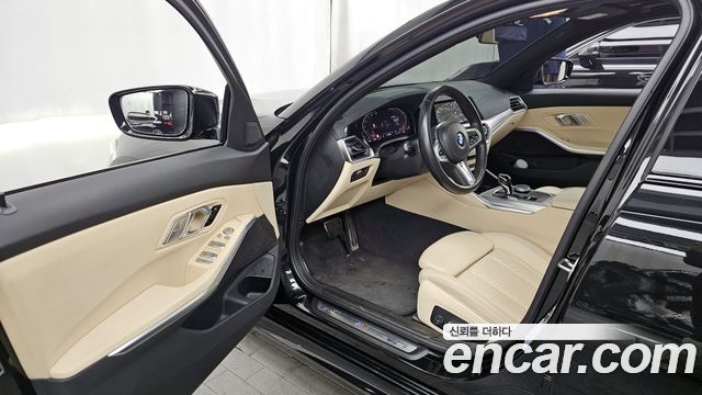 BMW 3-Series 320i M Sport