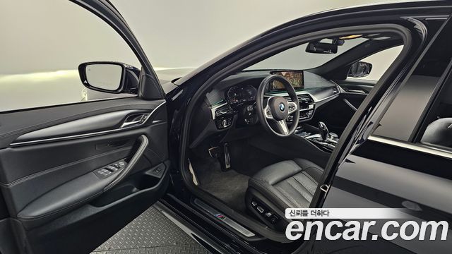 BMW 5-Series 520i M Sport