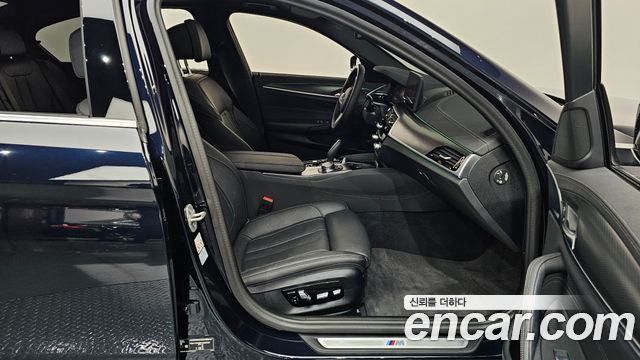 BMW 5-Series 520i M Sport