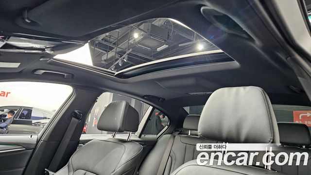 BMW 5-Series 520i M Sport