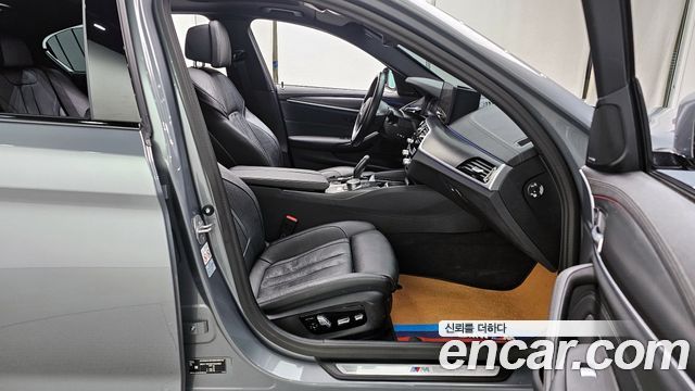 BMW 5-Series 520i M Sport