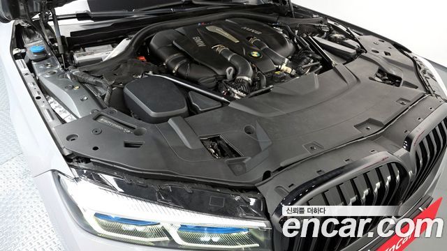 BMW 7-Series 750Li xDrive Prestige