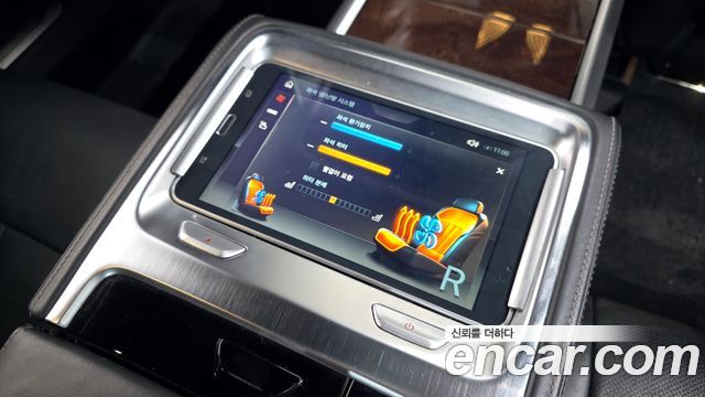 BMW 7-Series 750Li xDrive Prestige