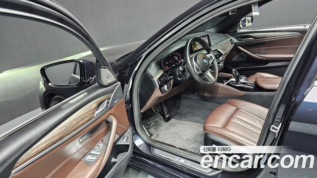 BMW 5-Series 520i M Sport