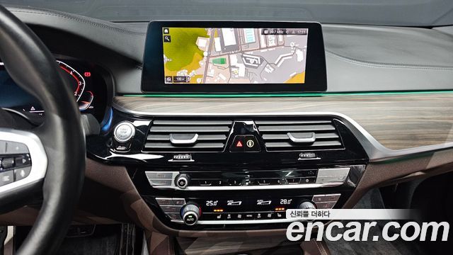 BMW 5-Series 520i M Sport