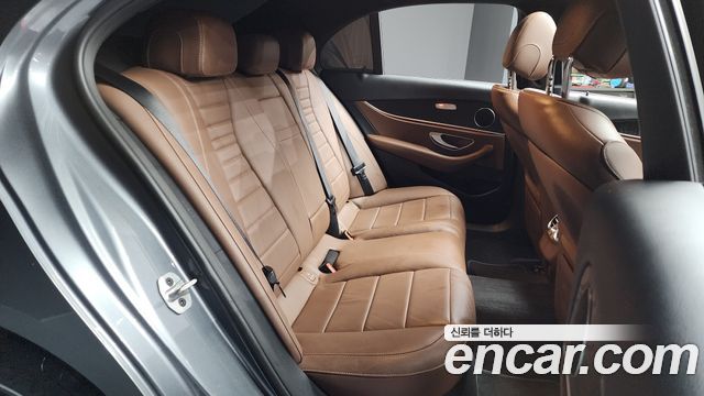 Mercedes-Benz E-Class E250 Avantgarde