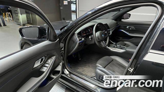 BMW 3-Series 320i M Sport