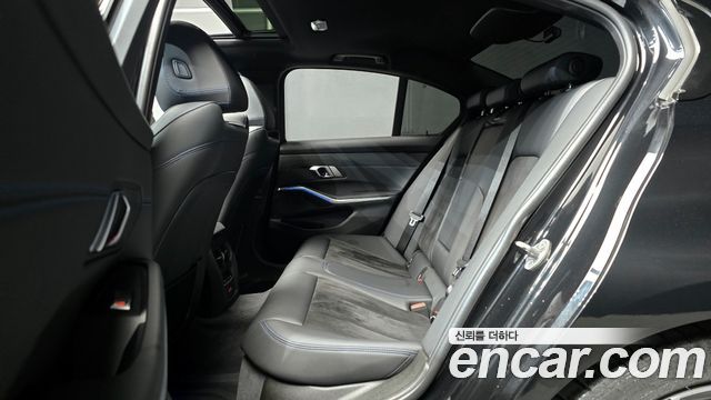 BMW 3-Series 320i M Sport