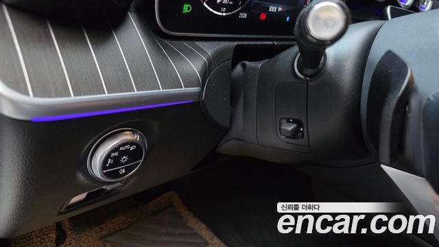 Mercedes-Benz C-Class C200 Avantgarde