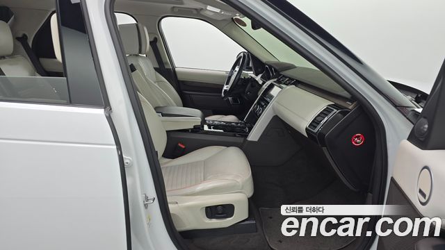 Land Rover Discovery 3.0 TD6 HSE Luxury