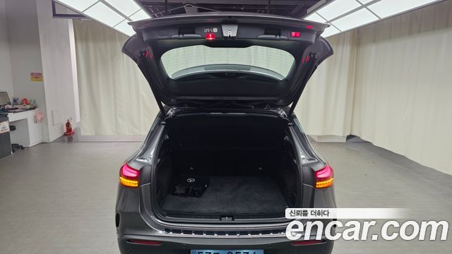 Mercedes-Benz EQA EQA250 AMG Line