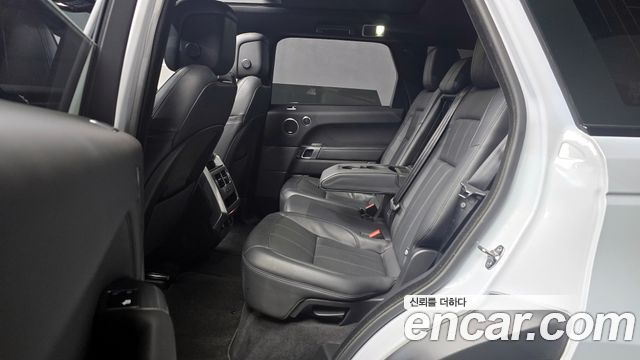 Land Rover Range Rover Sport 3.0 SDV6 HSE Dynamic