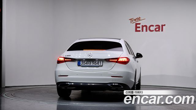Mercedes-Benz C-Class C200 Avantgarde