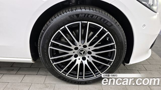 Mercedes-Benz C-Class C200 Avantgarde