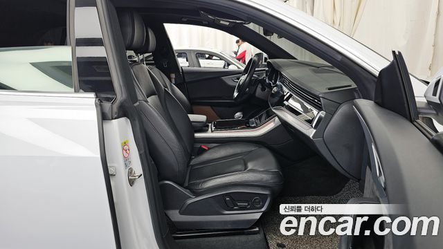 Audi Q8 45 TDI Quattro Premium
