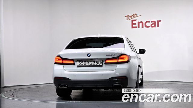 BMW 5-Series 523d M Sport