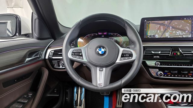 BMW 5-Series 523d M Sport