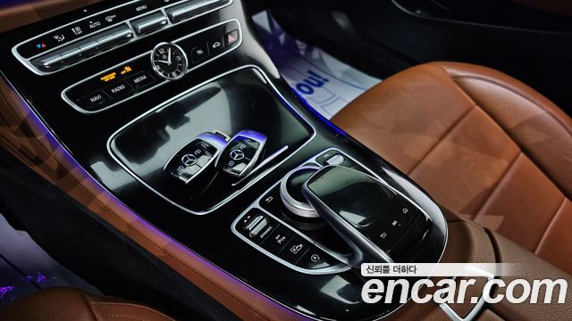 Mercedes-Benz E-Class E350 4MATIC AMG Line