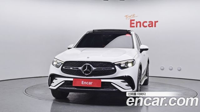 Mercedes-Benz GLC-Class GLC300 4MATIC AMG Line