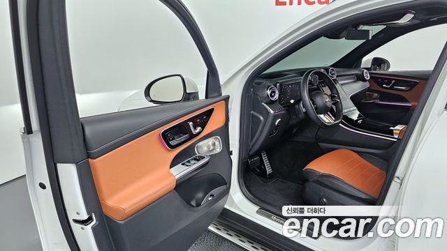 Mercedes-Benz GLC-Class GLC300 4MATIC AMG Line