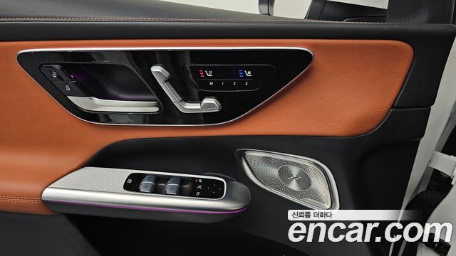 Mercedes-Benz GLC-Class GLC300 4MATIC AMG Line