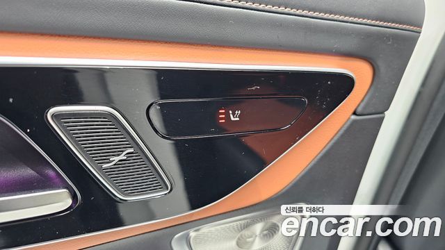 Mercedes-Benz GLC-Class GLC300 4MATIC AMG Line