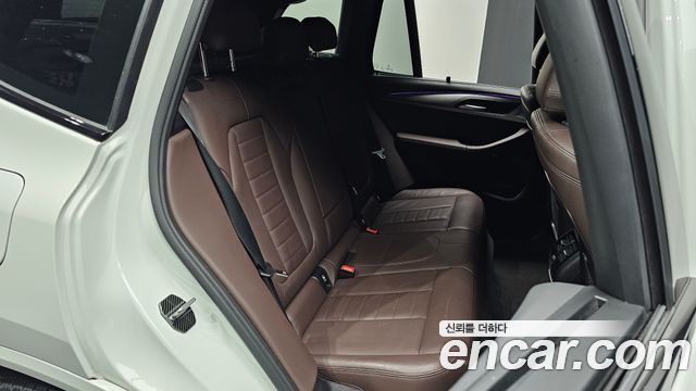 BMW X3 xDrive 20i M sports Online Exclusive Edition