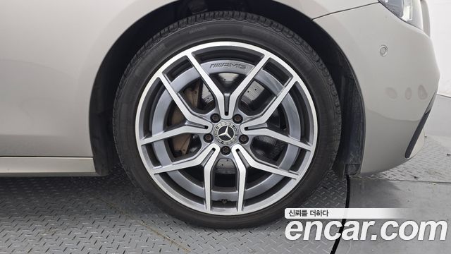 Mercedes-Benz E-Class E220d 4MATIC AMG Line
