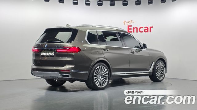 BMW X7 xDrive 40i Design Pure Excellence 7-Seater