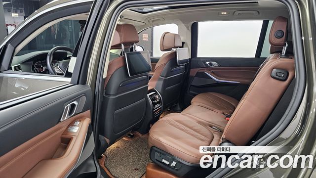 BMW X7 xDrive 40i Design Pure Excellence 7-Seater