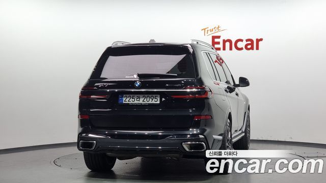 BMW X7 xDrive 40i M Sport 7STR