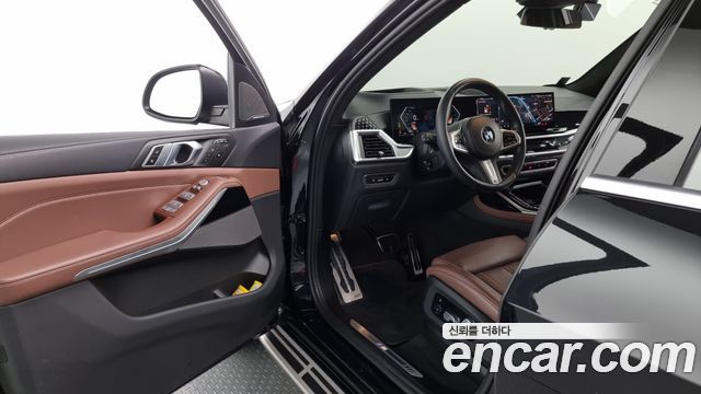 BMW X7 xDrive 40i M Sport 7STR