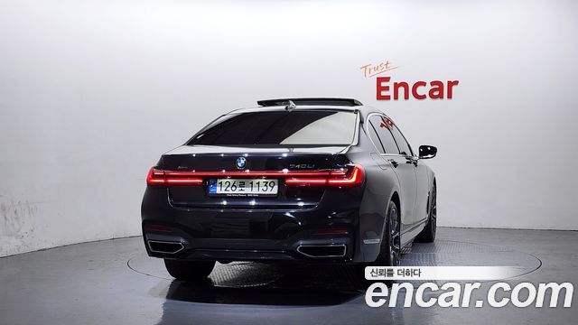 BMW 7-Series 740Li xDrive M Sport Package