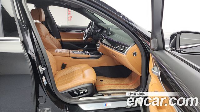 BMW 7-Series 740Li xDrive M Sport Package