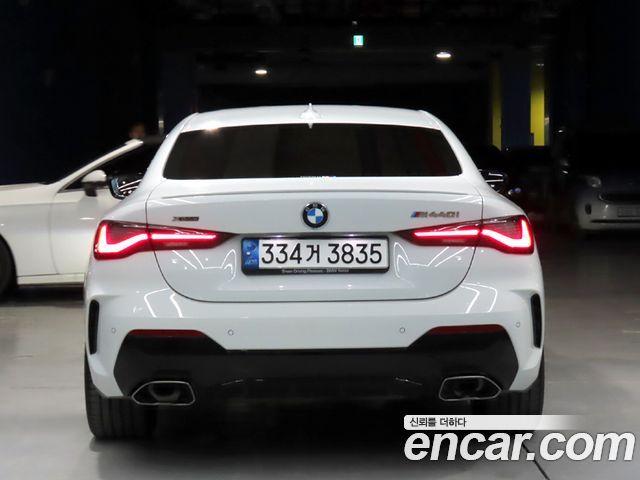 BMW 4-Series M440i xDrive Coupe
